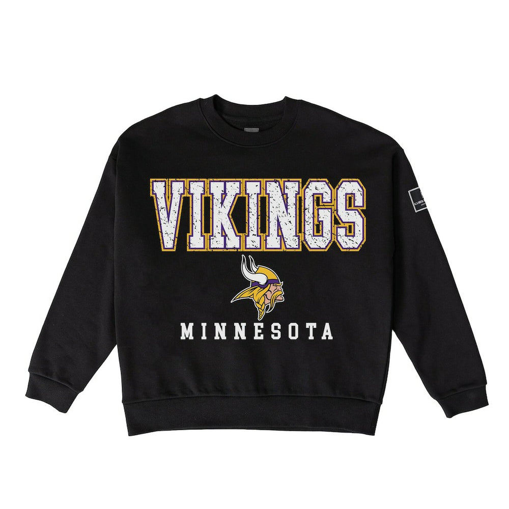 Minnesota Vikings Gameday Couture Women's Oversized Level Up Black Label Premium Fleece Sweatshirt - Black Sweatshirts