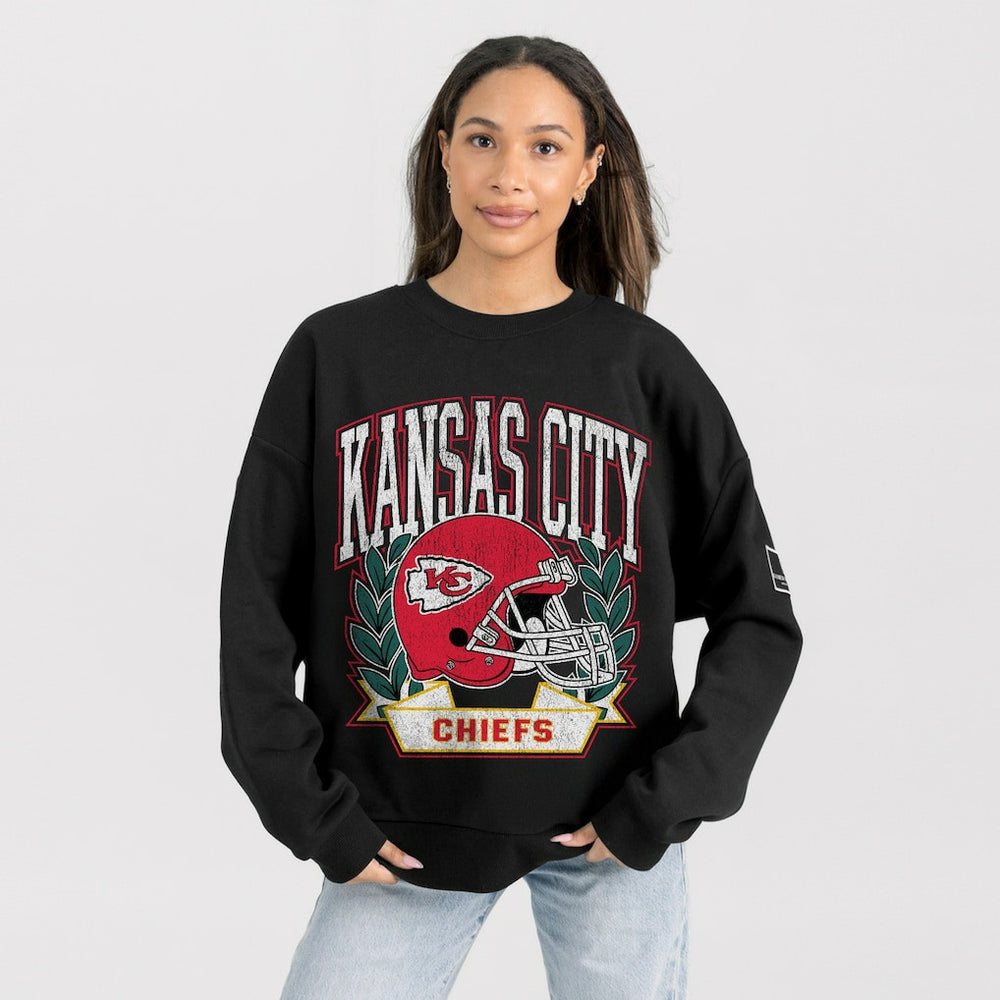 Kansas City Chiefs Gameday Couture Women's Oversized Victory Lane Black Label Premium Fleece Sweatshirt - Black Sweatshirts
