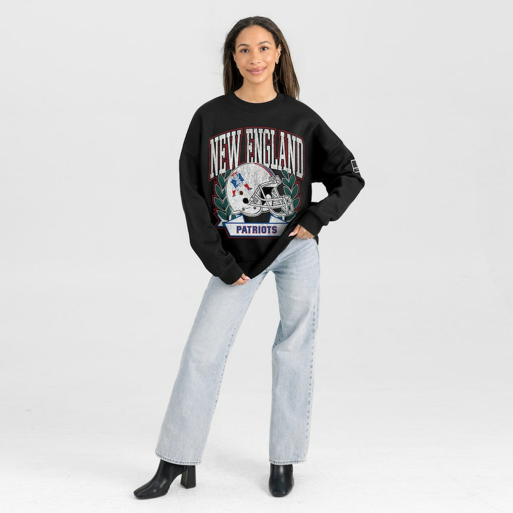 New England Patriots Gameday Couture Women's Oversized Victory Lane Black Label Premium Fleece Sweatshirt - Black Sweatshirts