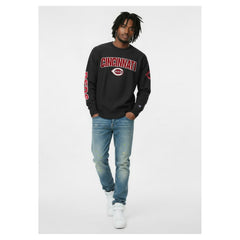 Cincinnati Reds Champion Reverse Weave Chenille Sweatshirt - Black Sweatshirts
