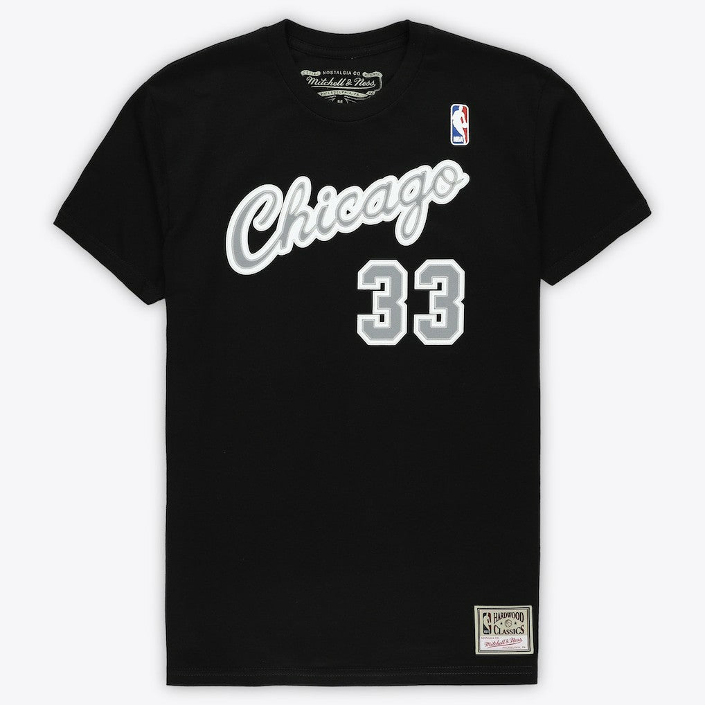 Scottie Pippen Chicago Bulls Unisex Hardwood Classics Reload 3.0 T-Shirt Black - Mitchell & Ness