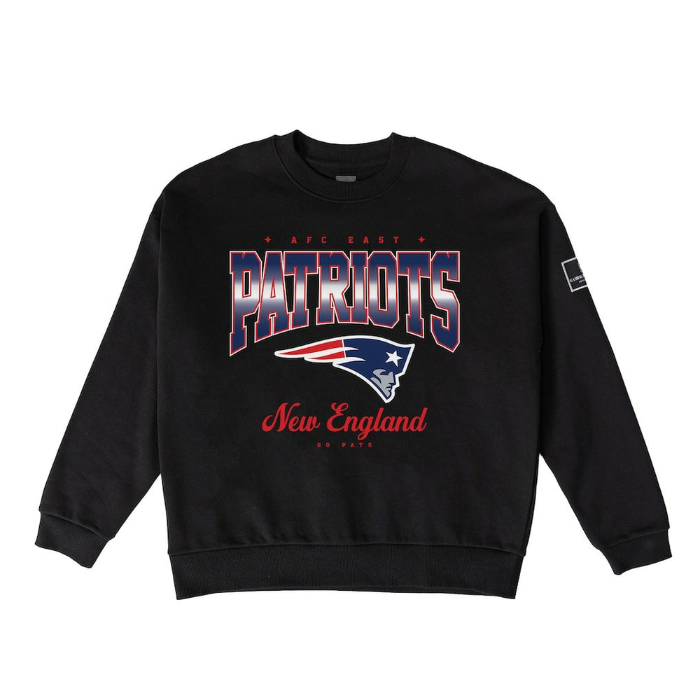 New England Patriots Gameday Couture Women's Powerhouse Play Premium Fleece Sweatshirt - Black Sweatshirts