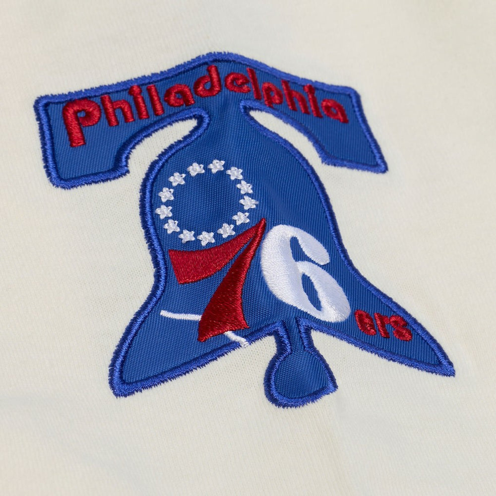 Philadelphia 76ers Hardwood Classics Chainstitch Premium T-Shirt Cream - Mitchell & Ness