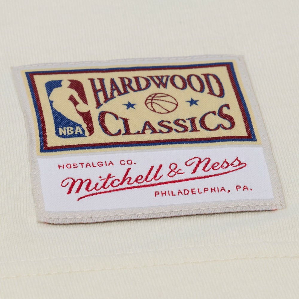 Memphis Grizzlies Hardwood Classics Chainstitch Premium T-Shirt Cream - Mitchell & Ness