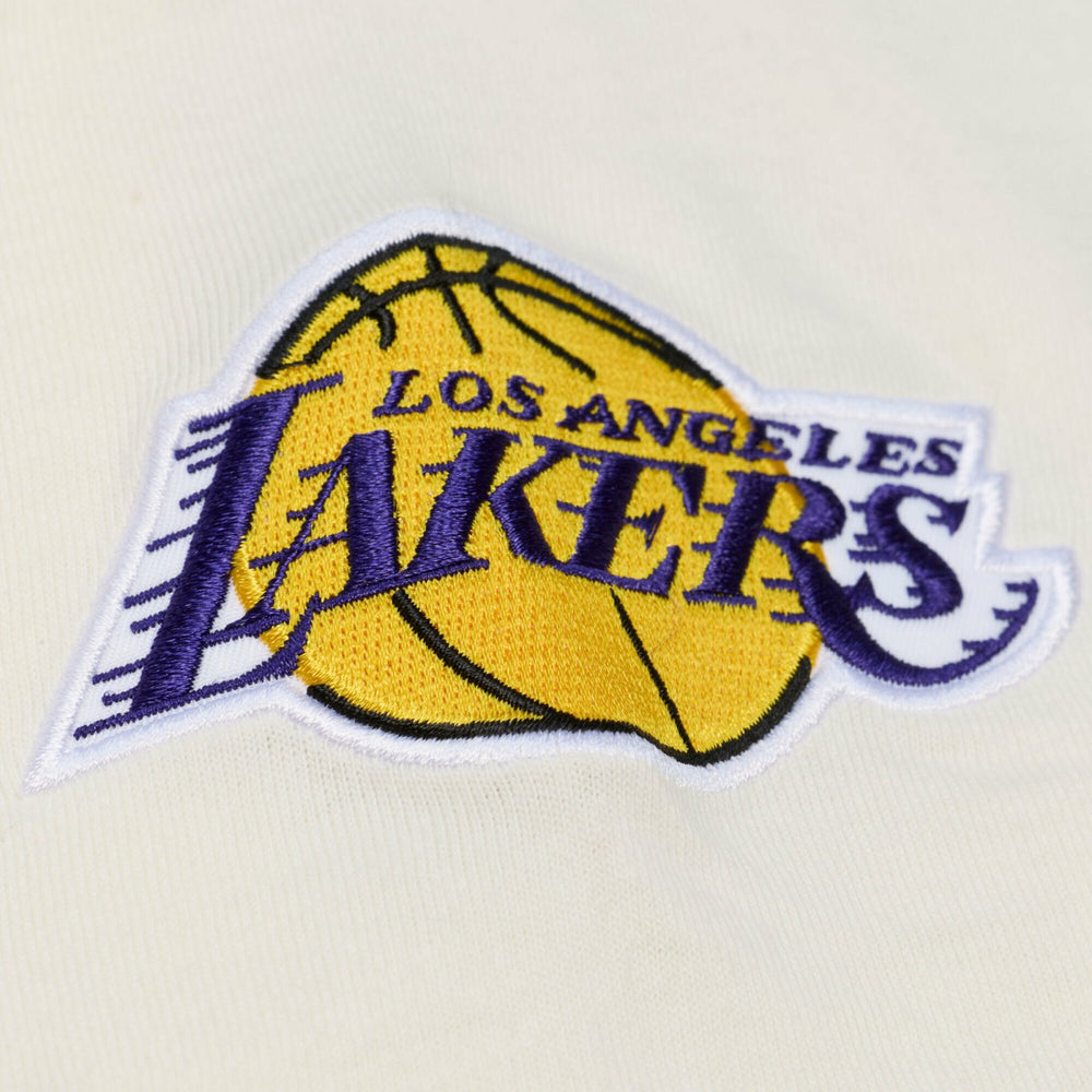 Los Angeles Lakers Hardwood Classics Chainstitch Premium T-Shirt Cream - Mitchell & Ness