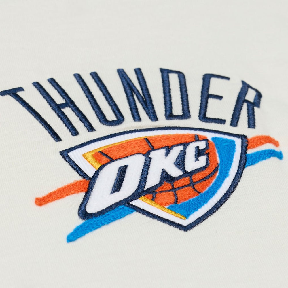 Oklahoma City Thunder Hardwood Classics Chainstitch Premium T-Shirt Cream - Mitchell & Ness