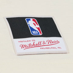 Boston Celtics Hardwood Classics Chainstitch Premium T-Shirt Cream - Mitchell & Ness