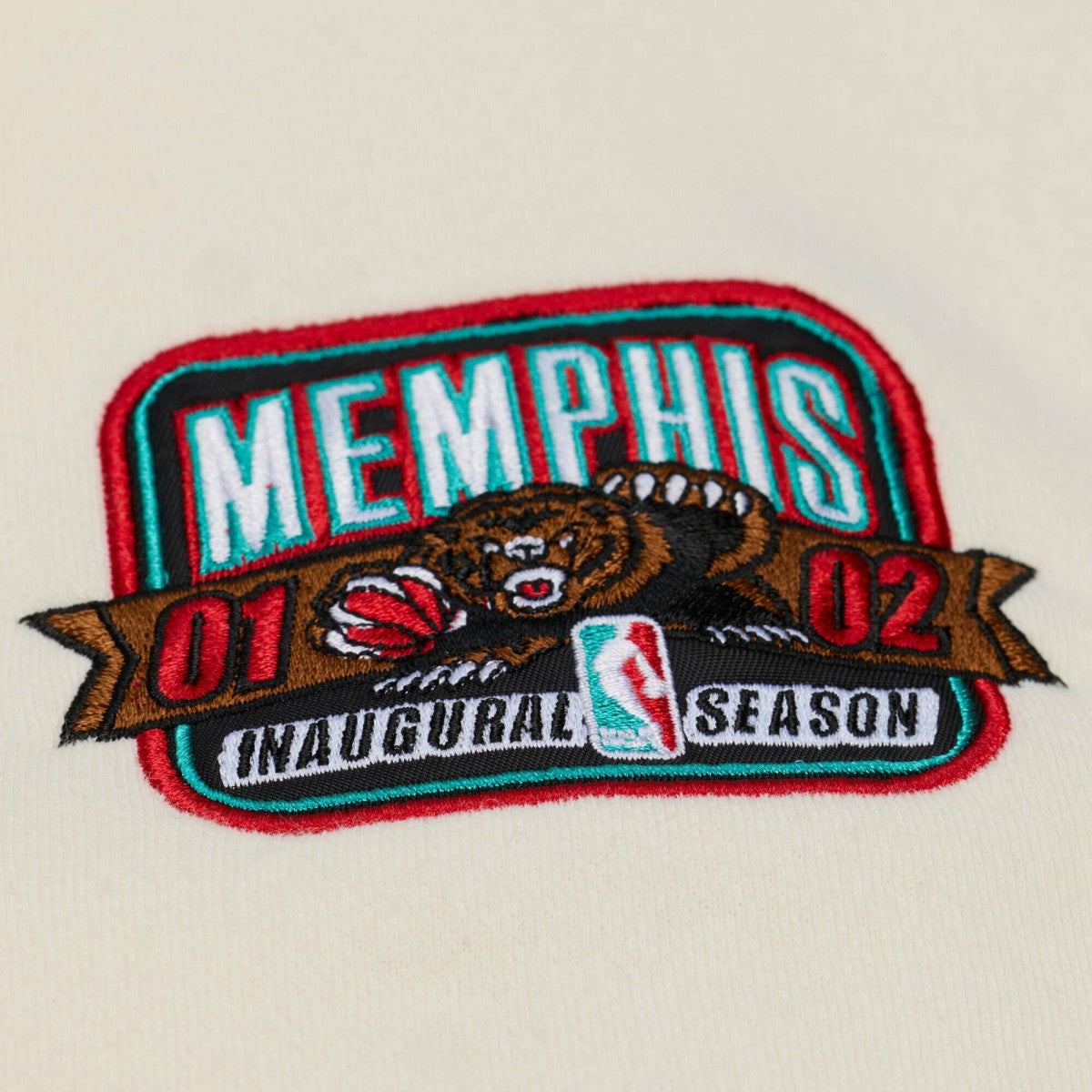 Memphis Grizzlies Hardwood Classics Chainstitch Premium Fleece Hoodie Cream - Mitchell & Ness