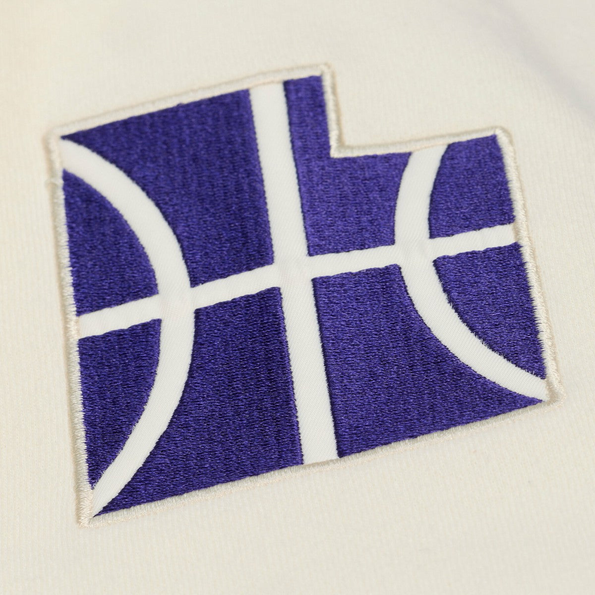 Utah Jazz Hardwood Classics Chainstitch Premium Fleece Hoodie Cream - Mitchell & Ness outlet