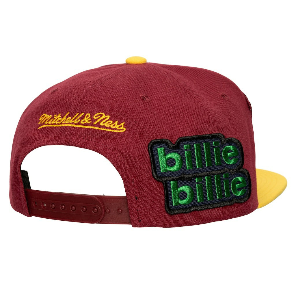 Cleveland Cavaliers x Billie Eilish Hardwood Classics Patch Snapback Hat Wine/Gold - Mitchell & Ness