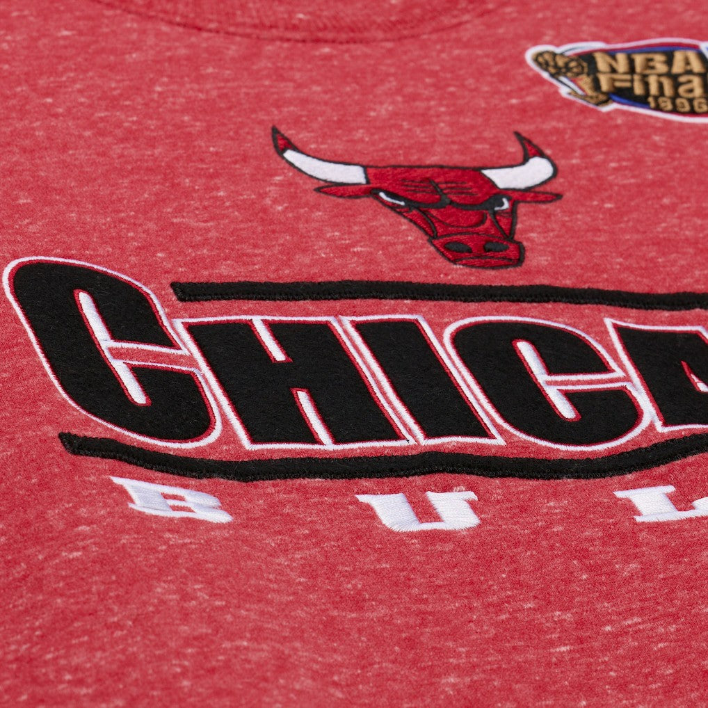Chicago Bulls Throw It Back Fleece Sweatshirt Red - Mitchell & Ness