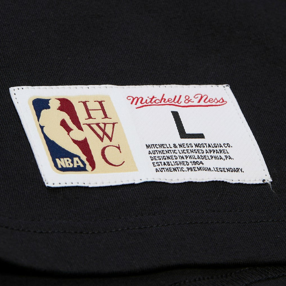 Cleveland Cavaliers Hardwood Classics Throw It Back Premium T-Shirt Black - Mitchell & Ness