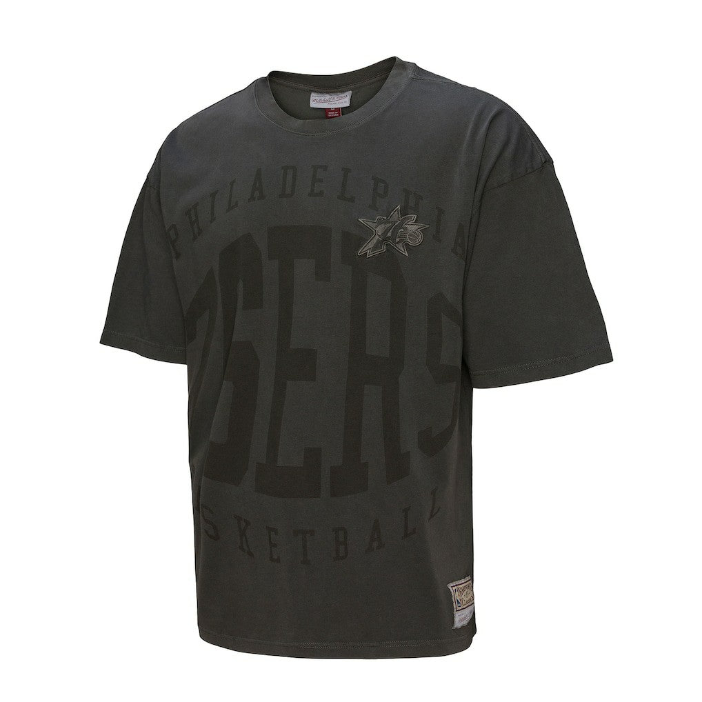 Philadelphia 76ers Downtown Collection Premium T-Shirt Black - Mitchell & Ness