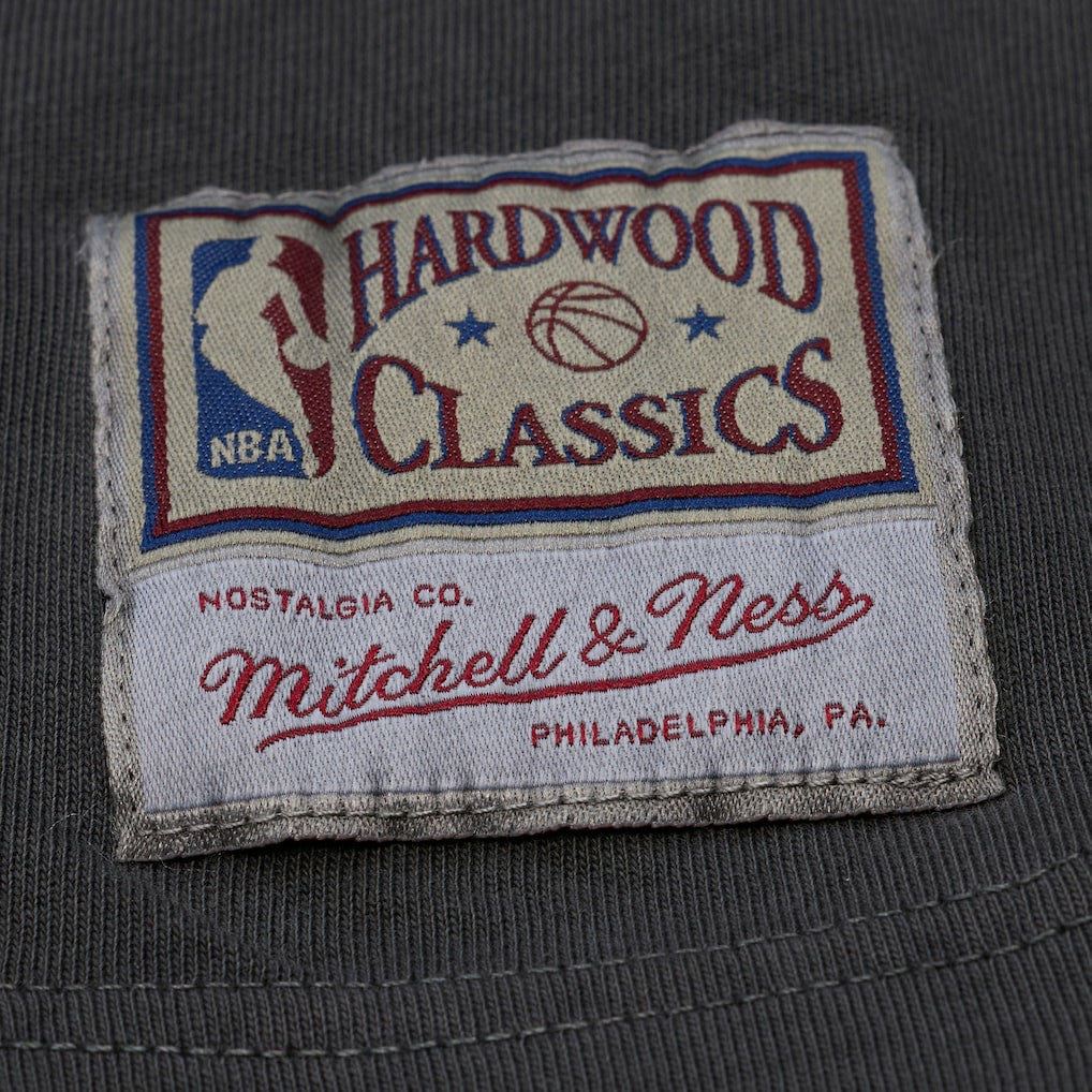 Philadelphia 76ers Downtown Collection Premium T-Shirt Black - Mitchell & Ness