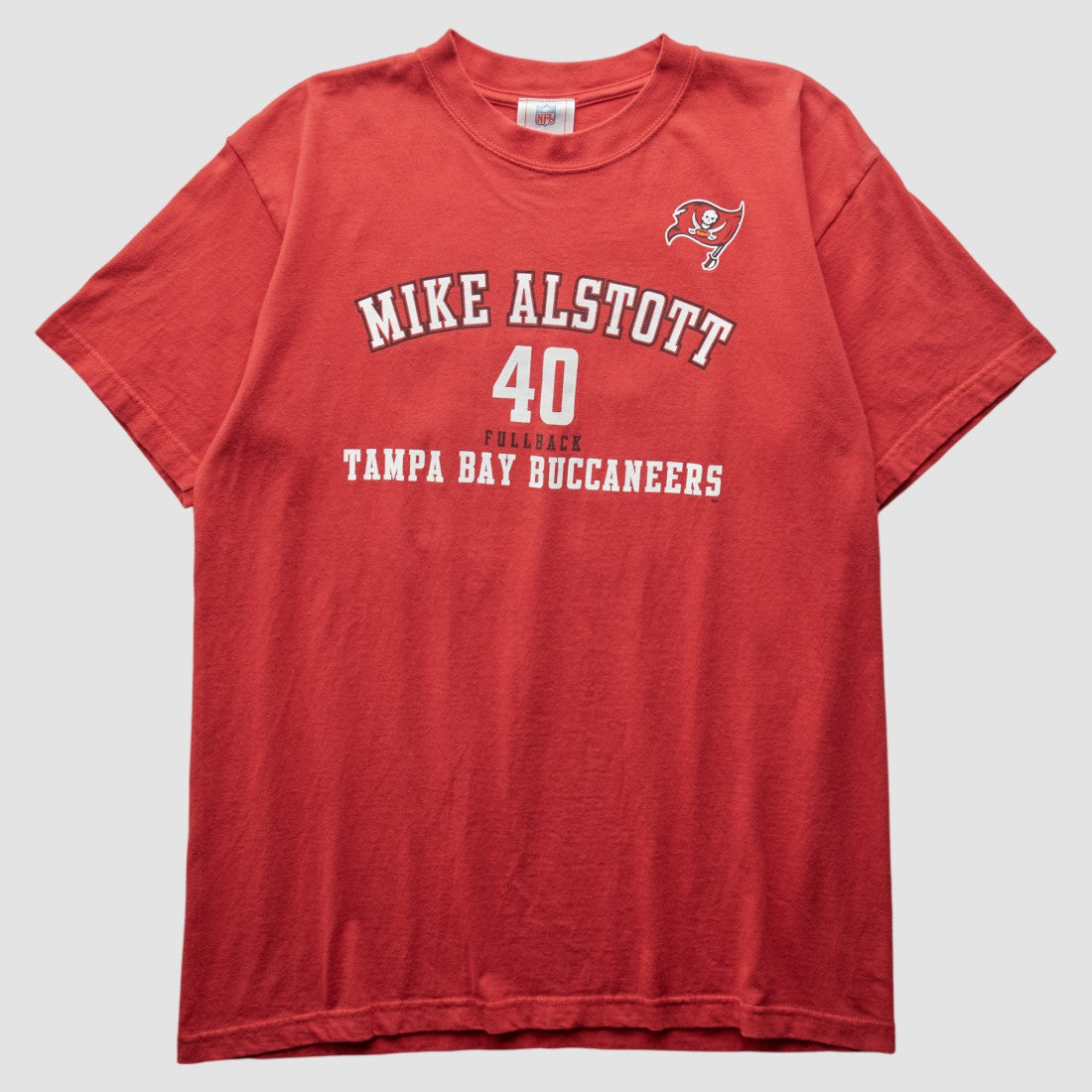 Tampa Bay Buccaneers NFL 2000s T-Shirt - Red T-shirts