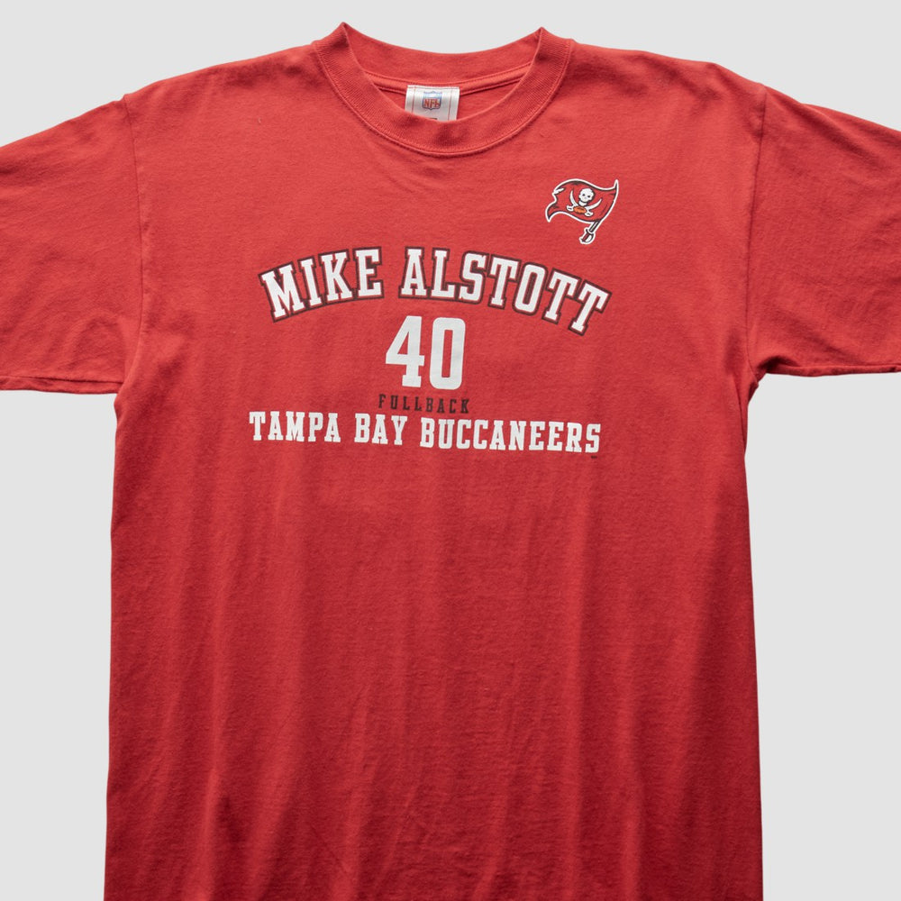 Tampa Bay Buccaneers NFL 2000s T-Shirt - Red T-shirts