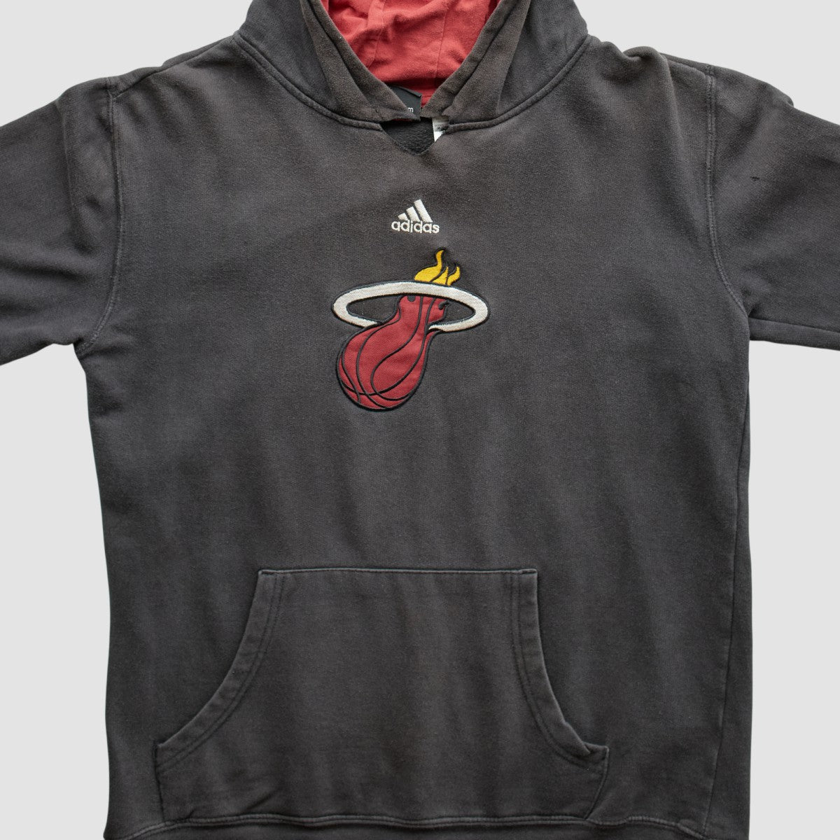 Miami Heat 2000s Pullover Sweatshirt Charcoal Vintage - Adidas