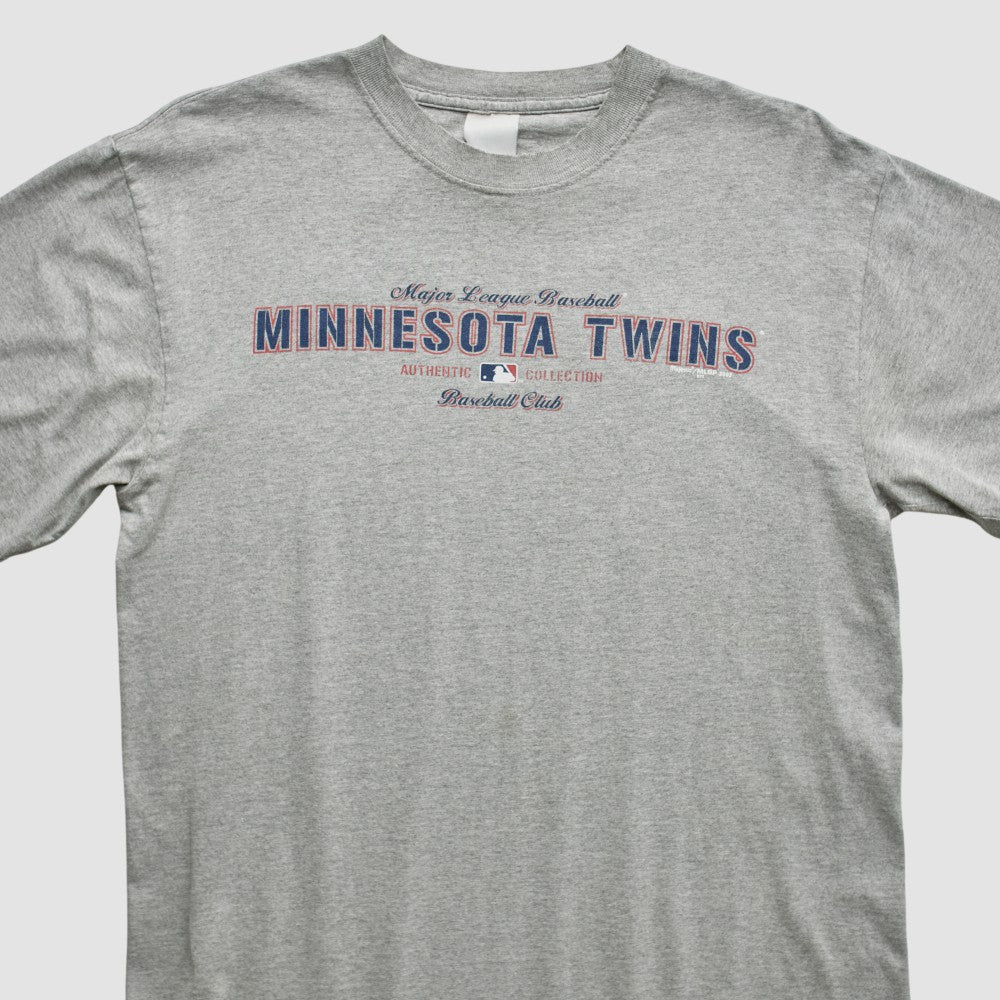 Minnesota Twins Majestic 2002 T-Shirt - Heather Gray - Vintage T-shirts