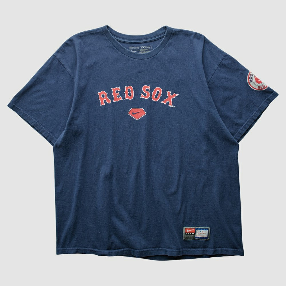 Boston Red Sox Nike 2000s T-shirt - Navy - Vintage T-shirts