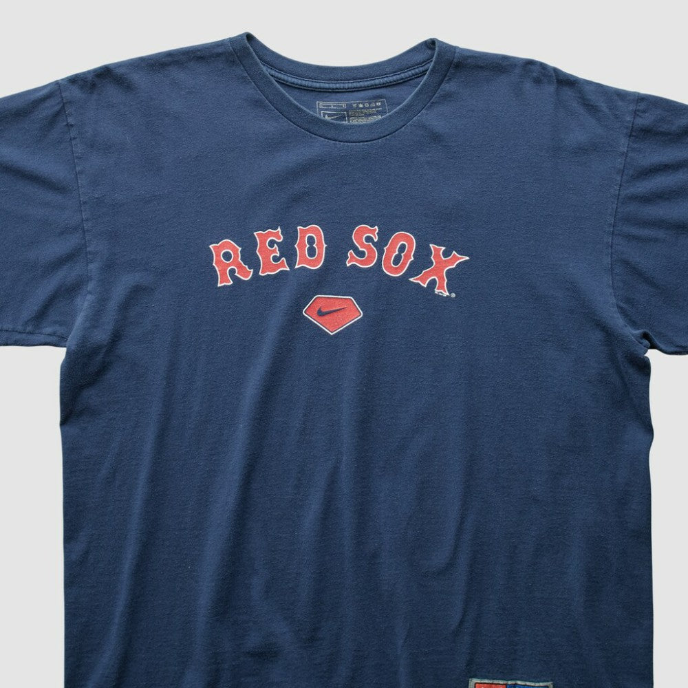 Boston Red Sox Nike 2000s T-shirt - Navy - Vintage T-shirts