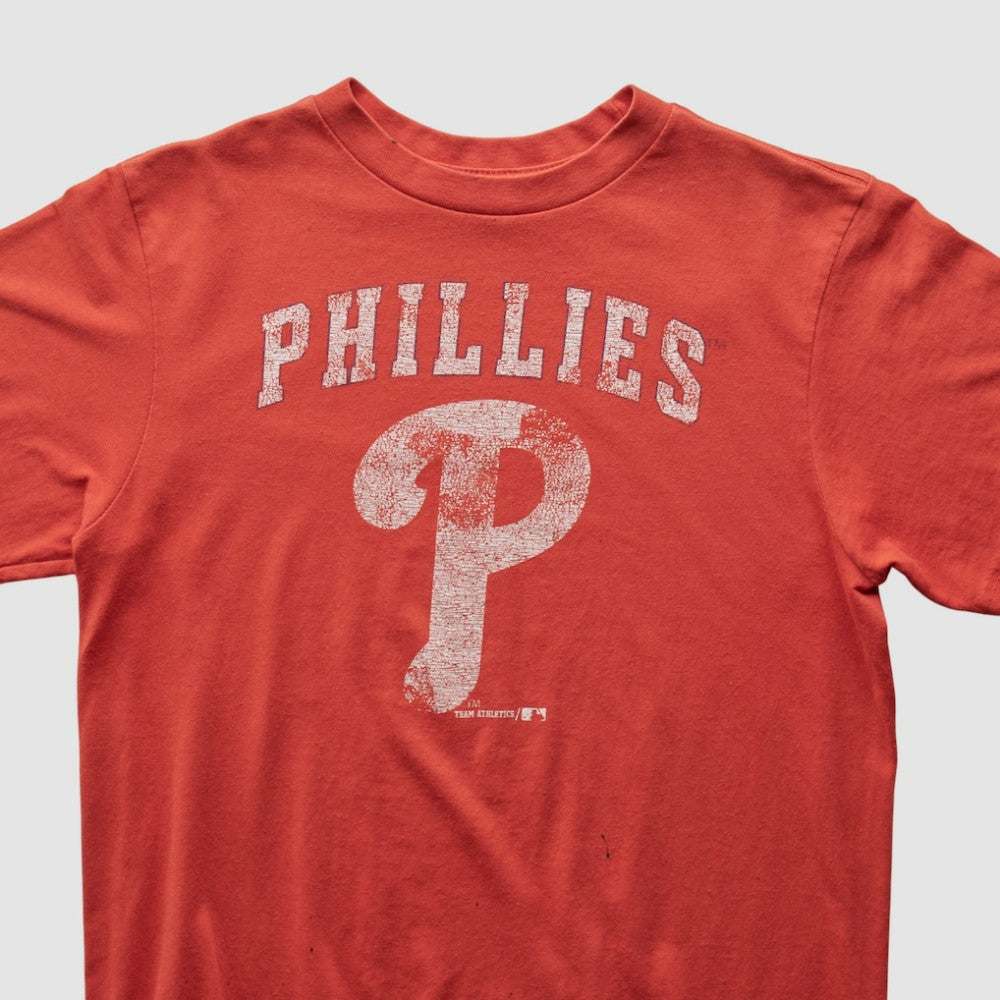 Philadelphia Phillies Team Athletics 2000s T-shirt - Red - XXVintage T-shirts