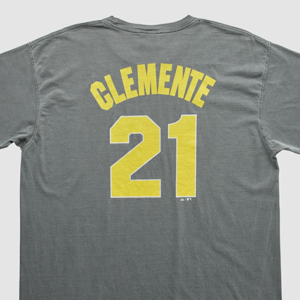 Pittsburgh Pirates Majestic 2010s T-shirt - Dark Heather Gray - XVintage T-shirts