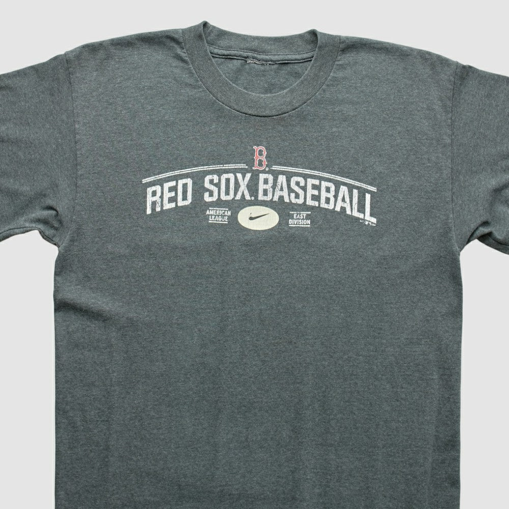 Boston Red Sox Nike 2004 T-shirt - Dark Heather Gray - Vintage T-shirts