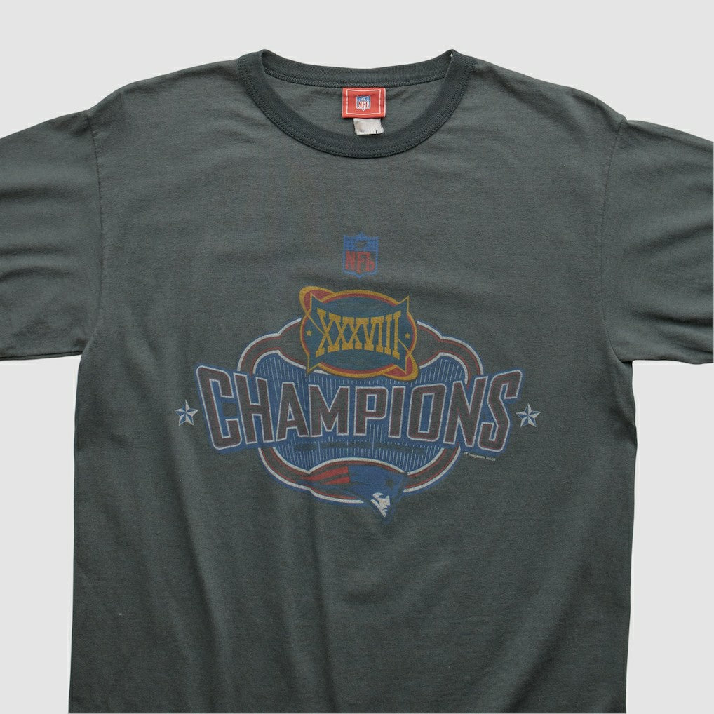 New England Patriots NFL 2004 T-shirt - Charcoal T-shirts