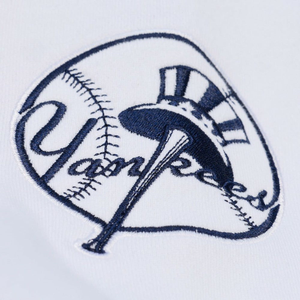 New York Yankees Mitchell & Ness Arctic Fleece Sweatshirt - White Sweatshirts