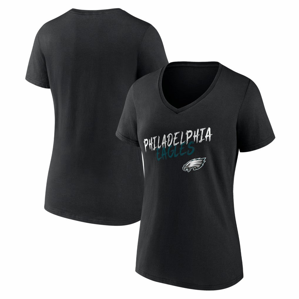 Philadelphia Eagles Women's Hustle V-Neck T-Shirt - Black T-shirts