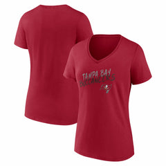 Tampa Bay Buccaneers Women's Hustle V-Neck T-Shirt - Red T-shirts
