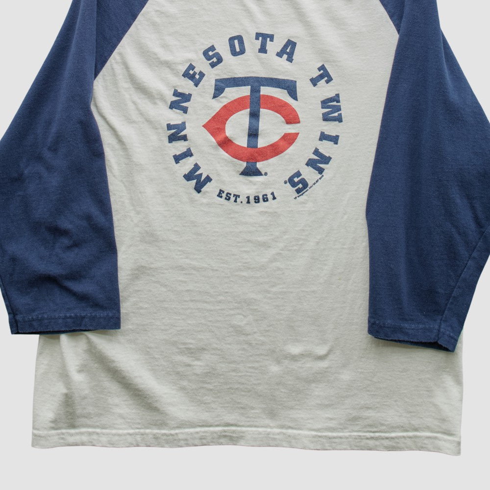 Minnesota Twins Genuine Merchandise 2009 T-shirt - White - Vintage T-shirts