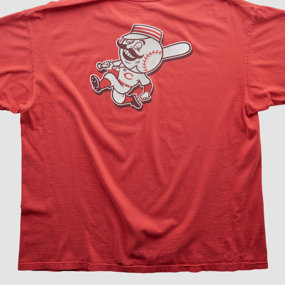 Cincinnati Reds Nike 2000s T-shirt - Red - Vintage T-shirts