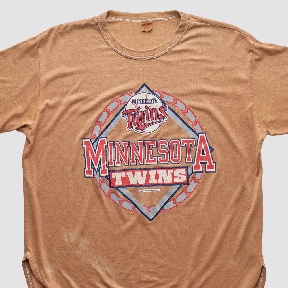 Minnesota Twins Champion 90s T-shirt - Tan - XVintage T-shirts