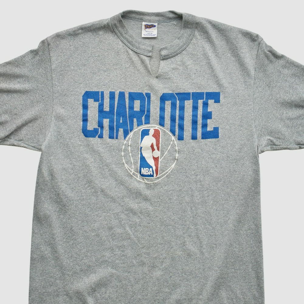 Charlotte Hornets Trench 90s T-shirt Heather Gray Vintage - Vintage