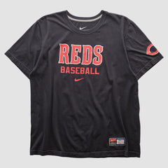 Cincinnati Reds Nike 2010s T-shirt - Black - Vintage T-shirts
