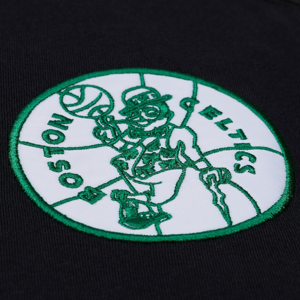 Boston Celtics Head Coach T-Shirt Black - Mitchell & Ness