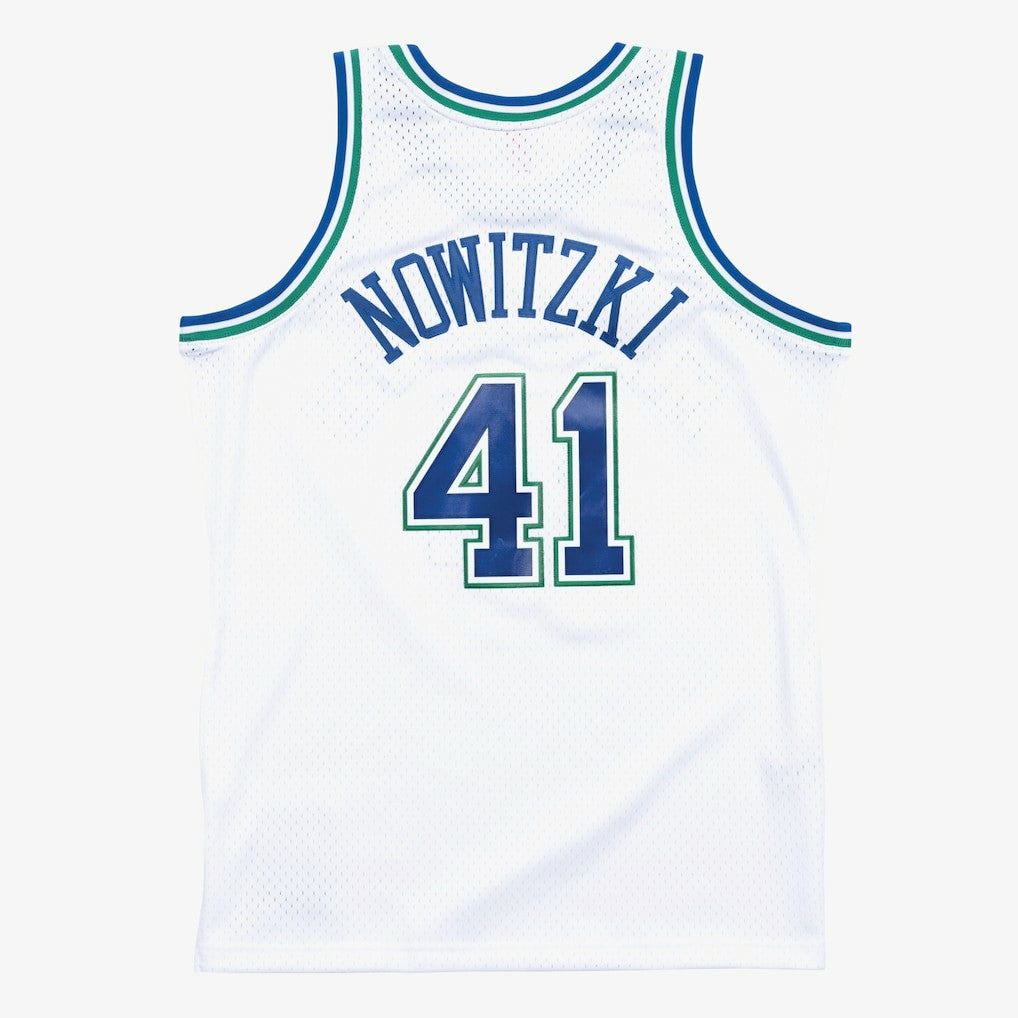 Dirk Nowitzki Dallas Mavericks 1998-99 Hardwood Classics Swingman Jersey White - Mitchell & Ness