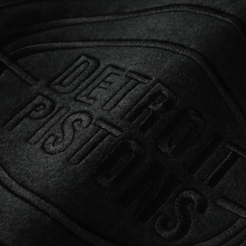 Detroit Pistons Women's Phantom Cropped T-Shirt Black - Mitchell & Ness