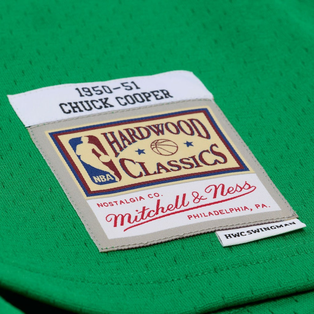 Chuck Cooper Boston Celtics 1950-51 Pioneers Swingman Jersey Kelly Green - Mitchell & Ness