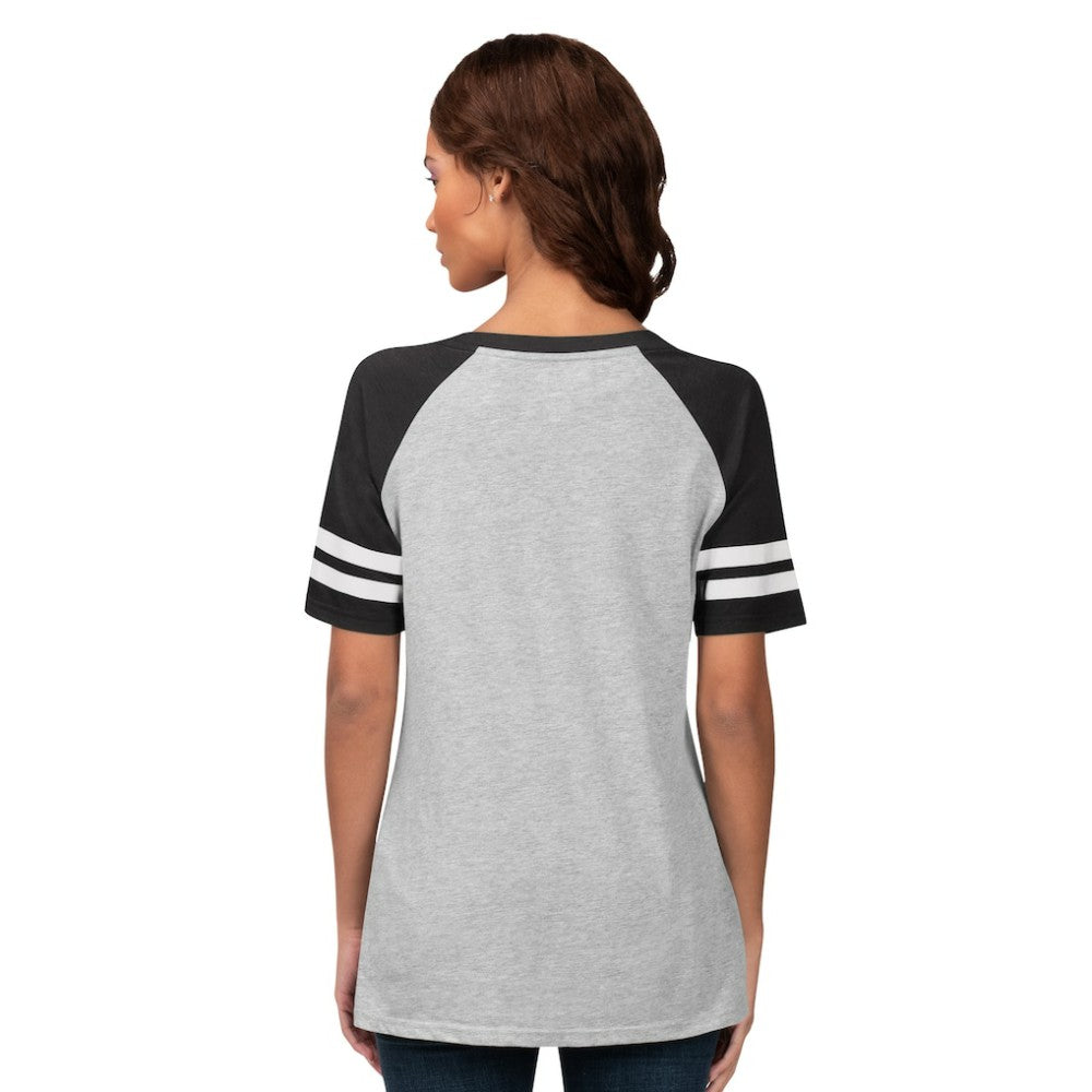 San Diego Padres G-III 4Her by Carl Banks Women's Goal Line Raglan V-Neck T-Shirt - Heather Gray T-shirts