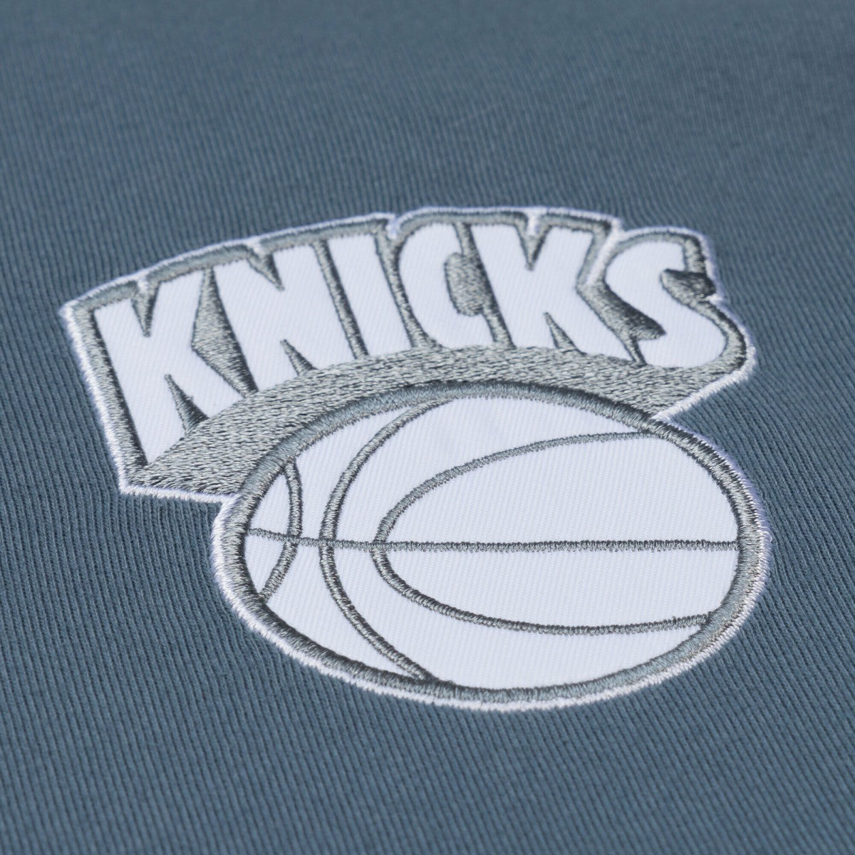 New York Knicks Thunderstorm T-Shirt Blue - Mitchell & Ness