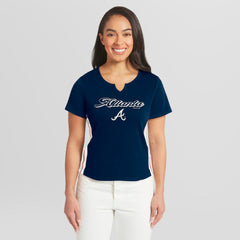 Atlanta Braves WEAR by Erin Andrews Women's Notch Neck Cropped T-Shirt - Navy T-shirts