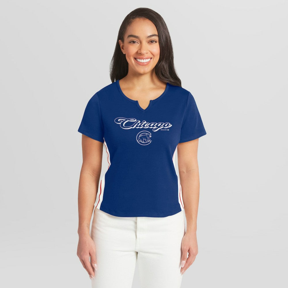 Chicago Cubs WEAR by Erin Andrews Women's Notch Neck Cropped T-Shirt - Royal T-shirts