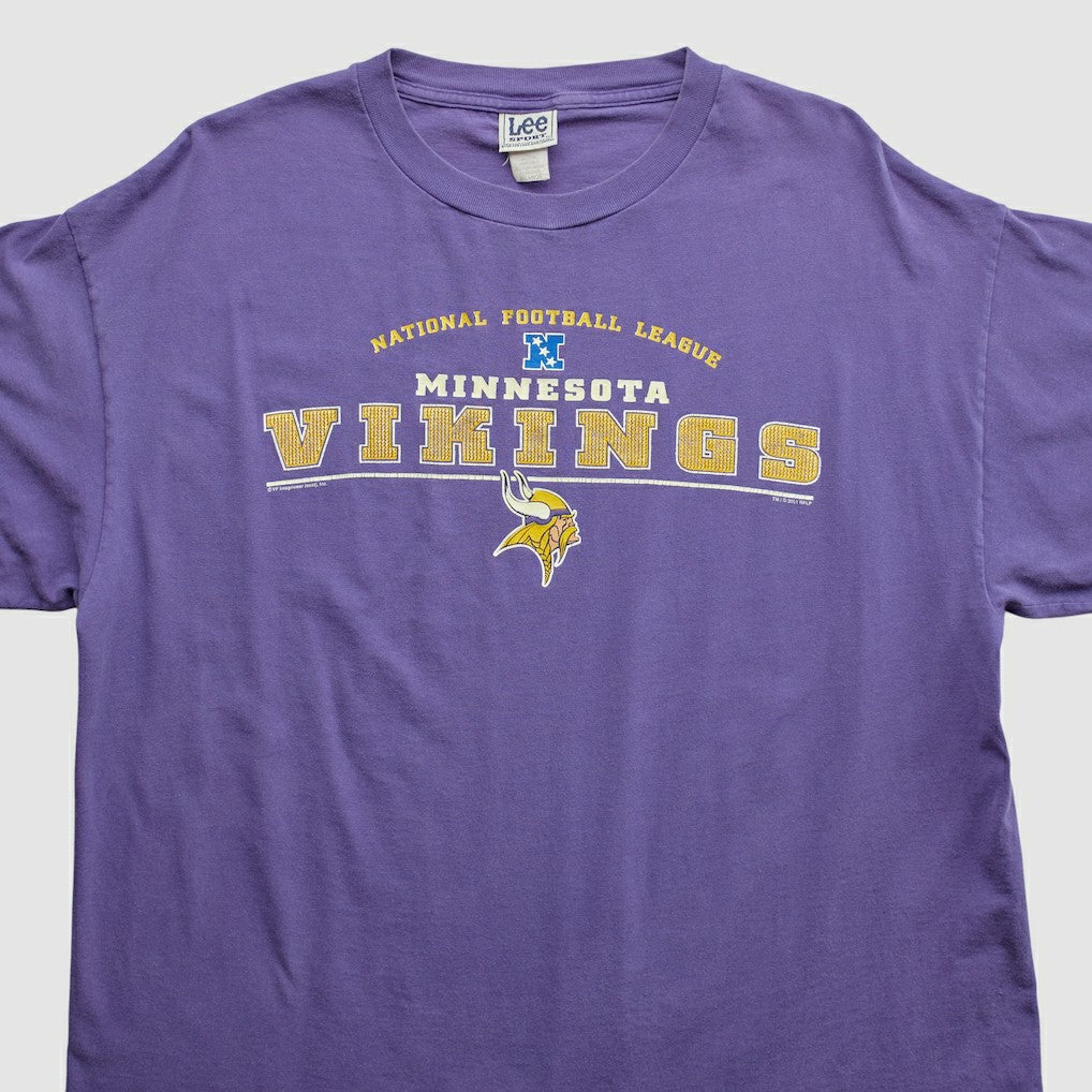 Minnesota Vikings Lee Apparel 2000s T-shirt - Purple T-shirts