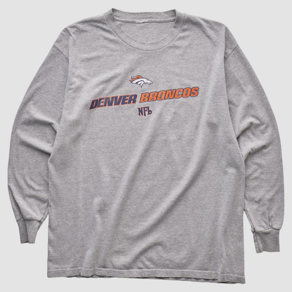 Denver Broncos 2000s Long Sleeve T-shirt - Heather Gray T-shirts