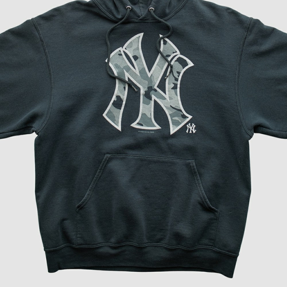 New York Yankees Genuine Merchandise 2010s Hooded Pullover Sweatshirt - Black - XVintage Pullover