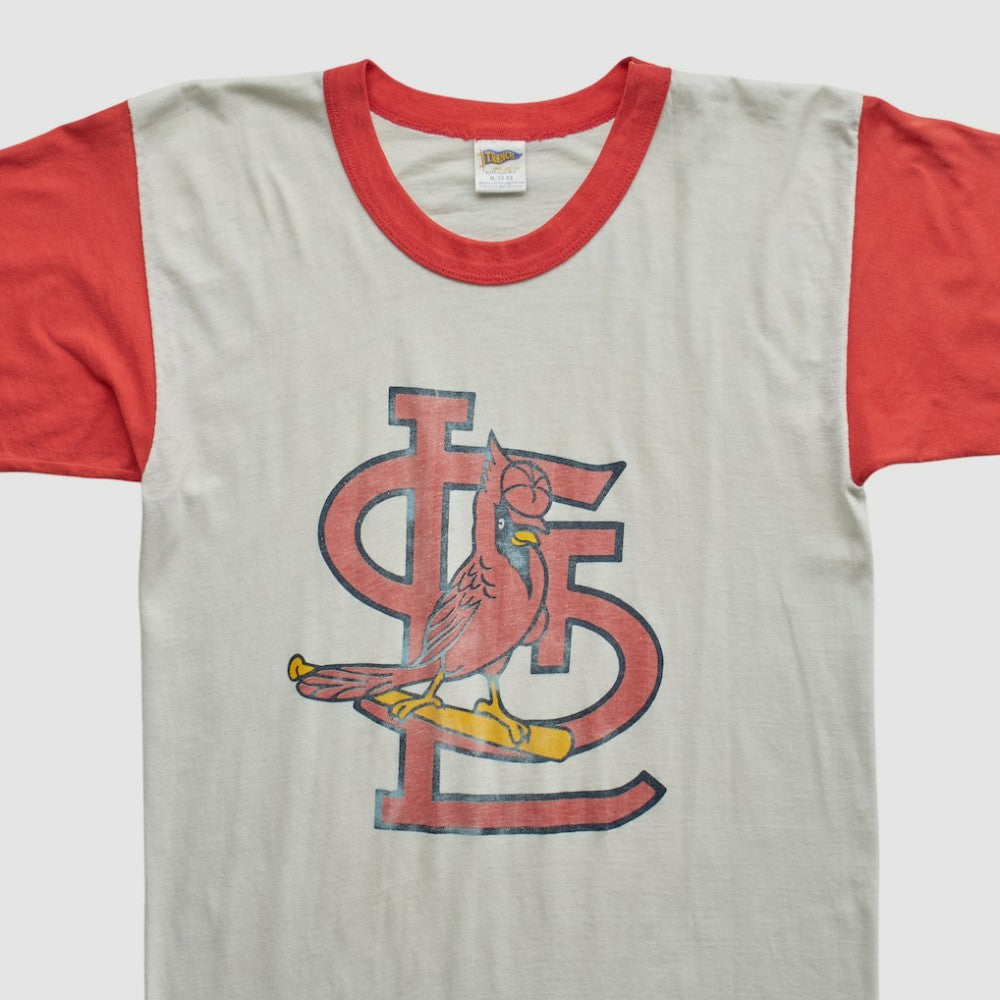 St. Louis Cardinals Trench 90s T-shirt - White - Vintage T-shirts