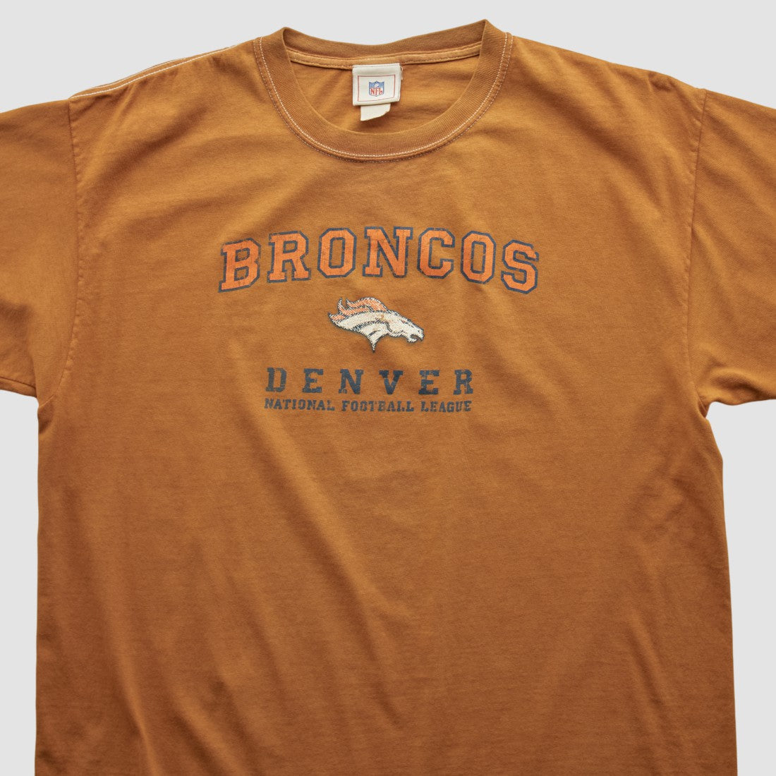 Denver Broncos NFL 2000s T-shirt - Brown T-shirts
