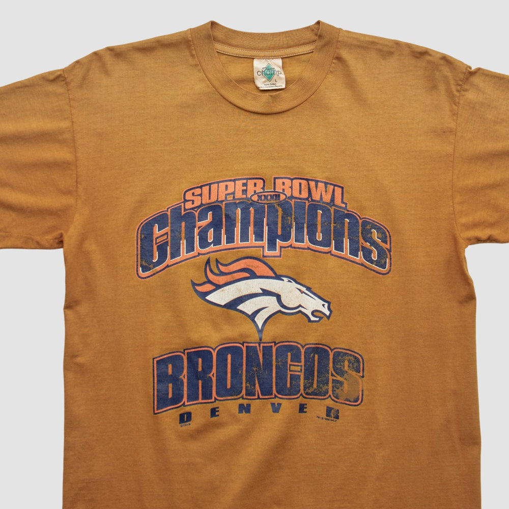 Denver Broncos Tour Champ 90s T-shirt - Tan T-shirts